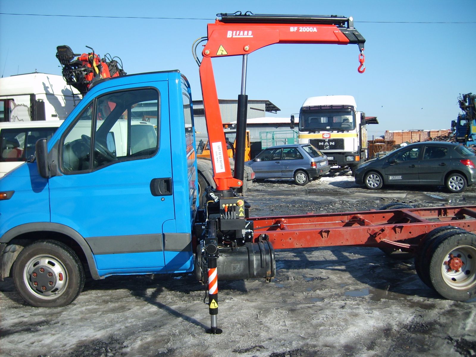 żuraw befard do rozładunku na iveco